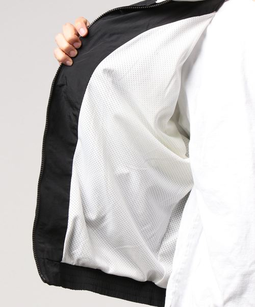 WEGO（ウィゴー）の「WEGO/ナイロンスタンドブルゾン（ブルゾン・メンズ・ブルー/ネイビー/ブラック・LARGE/MEDIUM）」の5枚目の写真