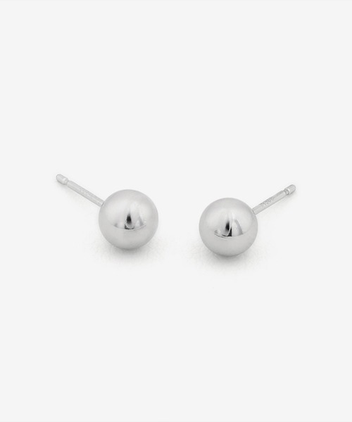 ESTELLE(エステール)の「プラチナ ピアス (5mm) ESTELLE/エステール(ピアス(両耳用)・レディース・プラチナム・-)」の5枚目の写真