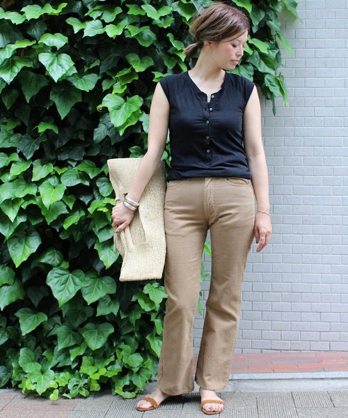 Deuxieme Classe（ドゥーズィエムクラス）の「Henley 天竺T