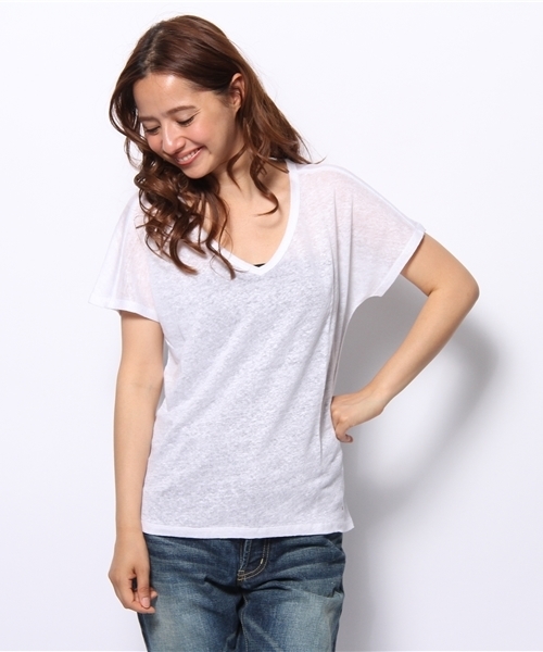 TOMMY HILFIGER（トミーヒルフィガー）の「SUNSET V-NECK TEE（Tシャツ/カットソー・レディース・ホワイト/イエロー・SMALL/MEDIUM）」の2枚目の写真
