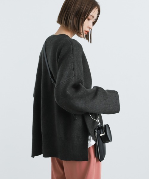 select MOCA（セレクトモカ）の「リブスリーブルーズニット（ニット/セーター・レディース・ベージュ/ブラウン/チャコール/ラベンダー/アイボリー/ライトカーキ・FREE）」の3枚目の写真