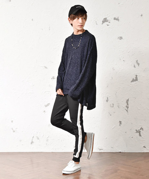 MinoriTY（マイノリティ）の「オーバーサイズクルーネックニットソー（ニット/セーター・メンズ・ブラック/ベージュ/ネイビー/カーキ/グリーン/杢グレー/ワイン・M/L）」の21枚目の写真
