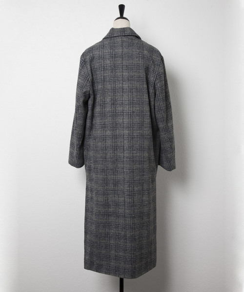 and R（アンドアール）の「サイドスリットロングコート（チェスターコート・レディース・ベージュ/ブラウン/ブラック・FREE）」の19枚目の写真