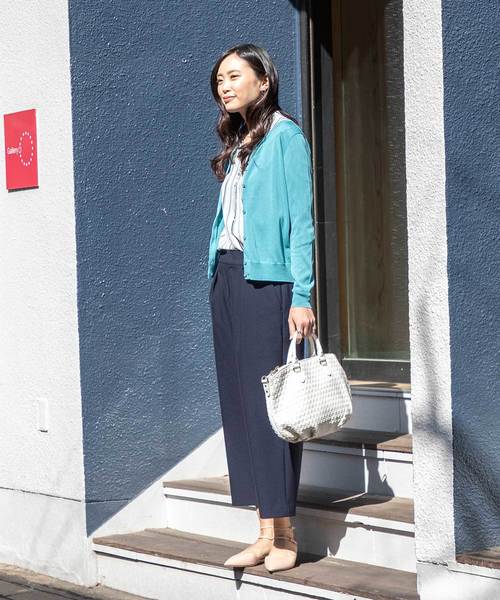 A/C DESIGN BY ALPHA CUBIC(エーシーデザインバイアルファキュービック)の「春夏カラークルーネックカーディガン(カーディガン/ボレロ・レディース・ラベンダー/ネイビー/グリーン/ピンク・M size/L size)」の11枚目の写真