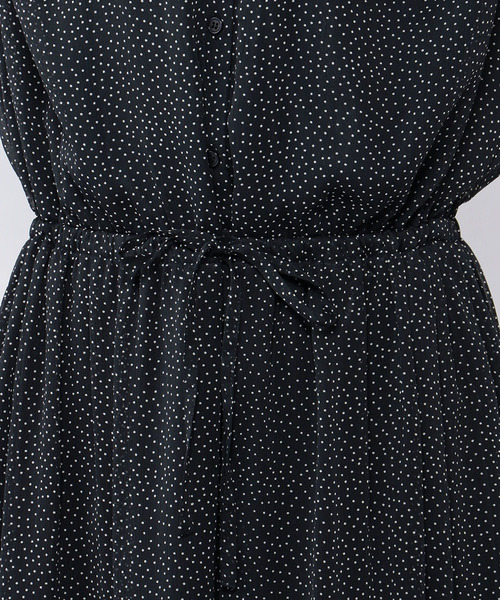 A/C DESIGN BY ALPHA CUBIC（エーシーデザインバイアルファキュービック）の「ノースリーブワンピース（ワンピース・レディース・オフホワイト/ネイビー/ブラック・9号/11号/13号）」の14枚目の写真