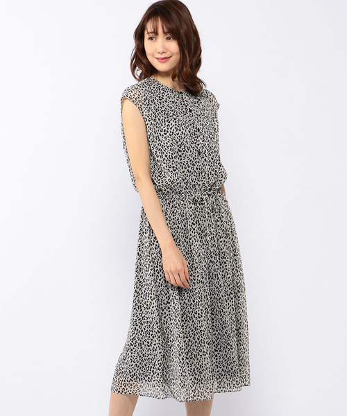 A/C DESIGN BY ALPHA CUBIC（エーシーデザインバイアルファキュービック）の「ノースリーブワンピース（ワンピース・レディース・オフホワイト/ネイビー/ブラック・9号/11号/13号）」の13枚目の写真