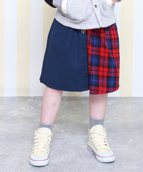 RAGMART（ラグマート）の「チェック切り替えスカート（スカート・キッズ・ネイビー/ベージュ・120cm/130cm/100cm/110cm）」の2枚目の写真