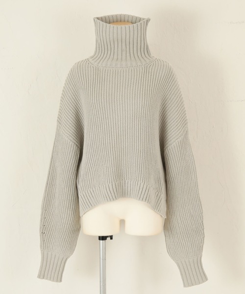 titivate(ティティベイト)の「ボリュームニット(ニット/セーター・レディース・アイボリー/ライトベージュ/ライトグレー/ライトブラウン/チャコール/ブラック・S/M)」の17枚目の写真