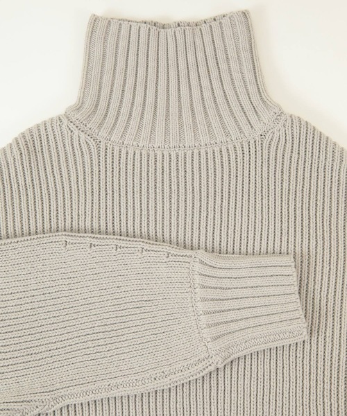 titivate(ティティベイト)の「ボリュームニット(ニット/セーター・レディース・アイボリー/ライトベージュ/ライトグレー/ライトブラウン/チャコール/ブラック・S/M)」の14枚目の写真