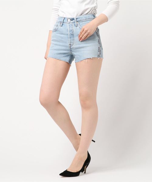 Levi's(リーバイス)の「501(R) ハイライズショーツ DIBS W/ TAPE(デニムパンツ・レディース・ライトインディゴブルー・28inch/24inch/26inch/25inch)」の13枚目の写真