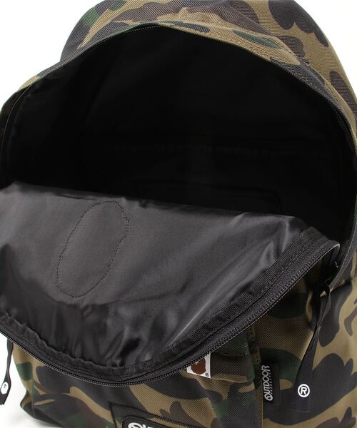 A BATHING APE（アベイシングエイプ）の「BAPE X OUTDOOR