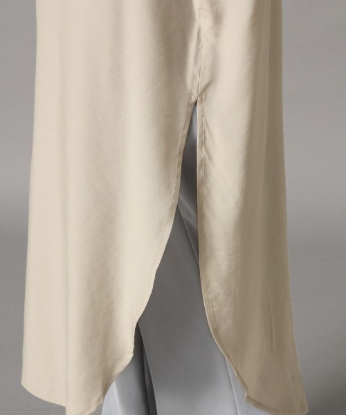 LOWRYS FARM（ローリーズファーム）の「フカスリットシャツワンピース　867210（ワンピース・レディース・ベージュ/アイボリー/カーキ・FREE）」の9枚目の写真