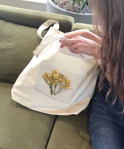 apres jour（アプレジュール）の「【apres jour×ARIAZ】ドライフラワートートバッグ（トートバッグ・レディース・パープル/イエロー/ライトピンク・FREE）」の14枚目の写真
