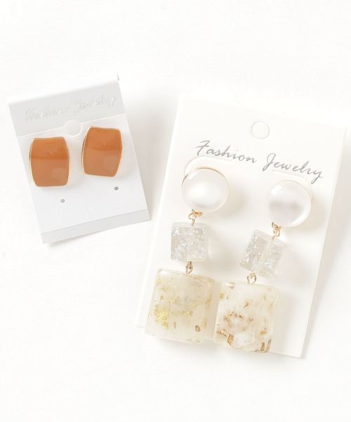 LA VORAGINE(ラ ヴォラジネ)の「ピアス(ピアス(両耳用)・レディース・ホワイト/オレンジ/ブルー/イエロー系その他/ピンク系その他/その他10/その他13/A/J/M/Q/R/S/ホワイト系その他6/ホワイト系その他7/ブラック系その他2/ブラック系その他4/ブラック系その他5/ブラック系その他6/ブラック系その他7/グレー系その他2/グレー系その他3/グレー系その他4/グレー系その他5/グレー系その他6/グレー系その他7/ピンク系その他4/ピンク系その他5/ピンク系その他6/ピンク系その他7/レッド系その他2/レッド系その他3/レッド系その他4/レッド系その他5/レッド系その他6/レッド系その他7/オレンジ系その他6/イエロー系その他2/イエロー系その他4/イエロー系その他5/イエロー系その他6/イエロー系その他7/ゴールド系その他3/ゴールド系その他5/ゴールド系その他6/ゴールド系その他7/シルバー系その他4/シルバー系その他6/シルバー系その他7/ベージュ系その他2/ベージュ系その他3/ベージュ系その他5/ベージュ系その他6/ベージュ系その他7/ブラウン系その他6/グリーン系その他3/グリーン系その他4/グリーン系その他5/グリーン系その他6/その他18/その他25/T/U/V/X/イエロー系その他3・FREE)」の6枚目の写真