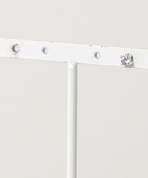 LUGG NAGG（ラグナグ）の「【LUGG NAGG SELECT/ ラグナグセレクト】シルバー925製　3㎜誕生石ピアス[片耳用]（ピアス（片耳用）・メンズ・ライトグリーン/パープル/ラベンダー/ピンク/レッド/ワイン/グリーン/ホワイト/クリア/イエロー/ブルー/ライトブルー・8月/2月/12月/10月/7月/1月/5月/6月/4月/11月/9月/3月）」の8枚目の写真