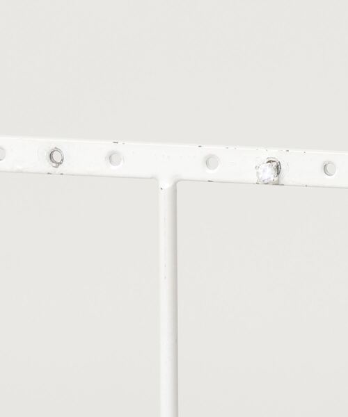 LUGG NAGG（ラグナグ）の「【LUGG NAGG SELECT/ ラグナグセレクト】シルバー925製　3㎜誕生石ピアス[片耳用]（ピアス（片耳用）・メンズ・ライトグリーン/パープル/ラベンダー/ピンク/レッド/ワイン/グリーン/ホワイト/クリア/イエロー/ブルー/ライトブルー・8月/2月/12月/10月/7月/1月/5月/6月/4月/11月/9月/3月）」の2枚目の写真