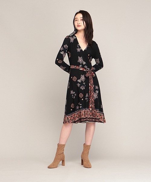 Desigual（デシグアル）の「ワンピース長袖 SINGAPUR（ワンピース・レディース・ブラック・SS/S/2L/L/M）」の4枚目の写真