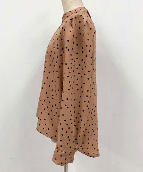 PICCIN(ピッチン)の「スタンドカラードットブラウス(シャツ/ブラウス・レディース・ブラック/ベージュ・M)」の15枚目の写真