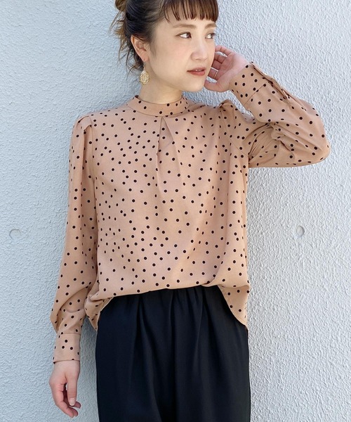 PICCIN(ピッチン)の「スタンドカラードットブラウス(シャツ/ブラウス・レディース・ブラック/ベージュ・M)」の6枚目の写真