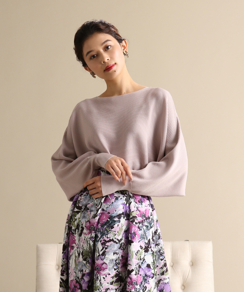 Tiara(ティアラ)の「横リブドルマンニット(ニット/セーター・レディース・アイボリー/チャコールグレー/ライトグリーン/ライトピンク・FREE)」の4枚目の写真