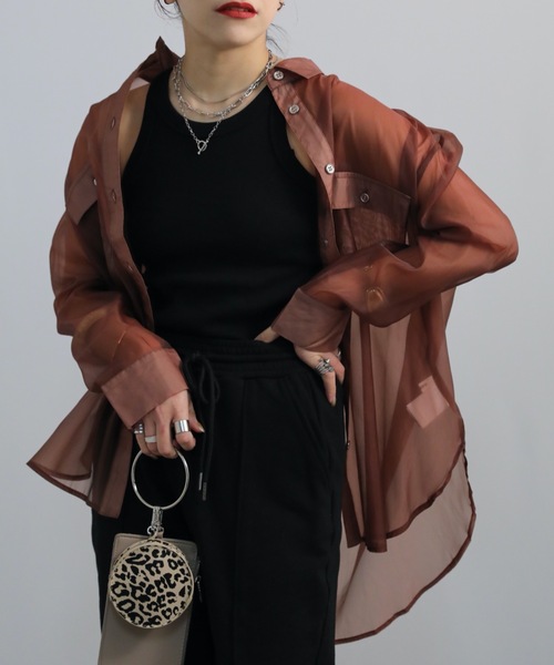 ap retro（アプレトロ）の「シアービッグロングシャツ【ZOZOTOWN限定商品】（シャツ/ブラウス・レディース・ブラック/ブラウン/グリーン/アイボリー/グレイッシュベージュ・FREE）」の4枚目の写真