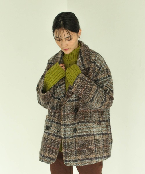 VACANCY（ヴァカンシー）の「【定番で毎年着たくなる◎】チェックダブルコート（テーラードジャケット・レディース・ブラウン/グレー・FREE）」の4枚目の写真