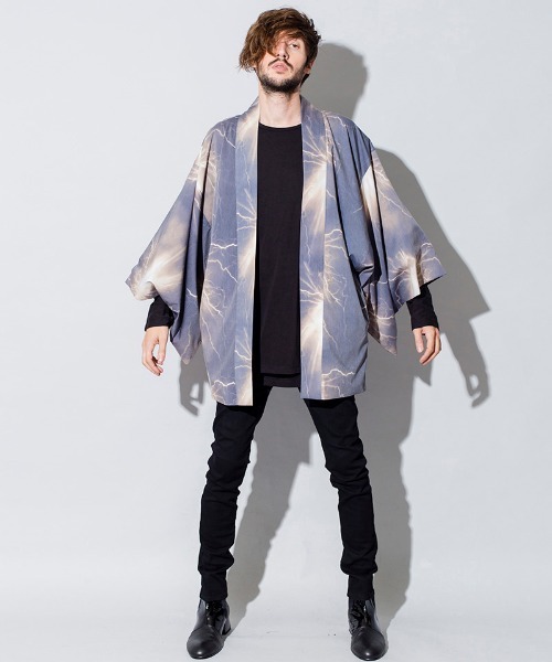 NO ID.(ノーアイディ)の「mcg2770-ワイドスリーブガウン(カーディガン/ボレロ・メンズ・イエロー/ブルー/パープル・ONE SIZE)」の5枚目の写真