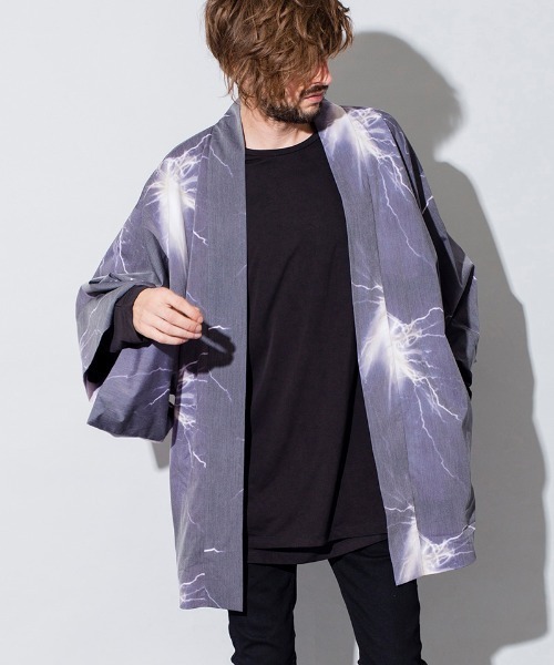 NO ID.(ノーアイディ)の「mcg2770-ワイドスリーブガウン(カーディガン/ボレロ・メンズ・イエロー/ブルー/パープル・ONE SIZE)」の14枚目の写真