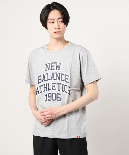 NEW BALANCE（ニューバランス）の「【別注】ニューバランス New Balance NB Athletics カレッジ スペック Tシャツ AMT03518 限定コラボ（Tシャツ/カットソー・メンズ・ホワイト/ブラック/グレー・S/M/L/3L/LL）」の3枚目の写真