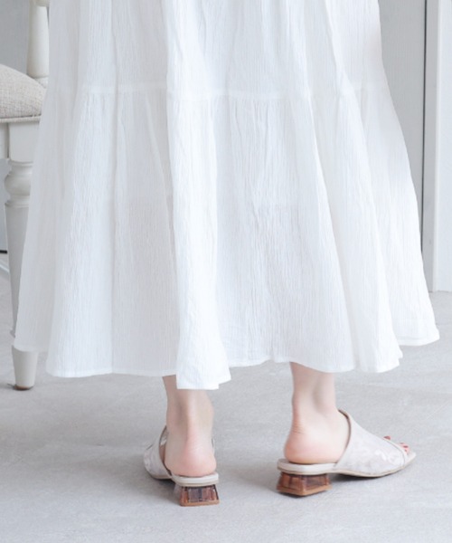 スクエアトゥチュールクリアヒールサンダル