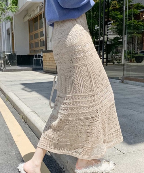 LUGG NAGG(ラグナグ)の「クロシェレースマキシスカート(スカート・レディース・ブラック/ベージュ・MEDIUM)」の3枚目の写真