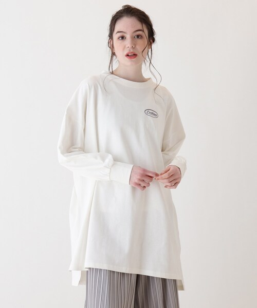 Cutie Blonde（キューティーブロンド）の「◆BIGシルエットバックプリントTシャツワンピ（ワンピース・レディース・ベージュ/パープル/オフホワイト/ブラック・00）」の7枚目の写真