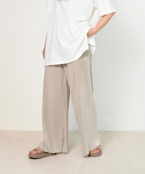 RETRO GIRL（レトロガール）の「カットプリーツラフパンツ（その他パンツ・レディース・オフホワイト/ブルー/ライトグレー/ブラック・FREE）」の3枚目の写真