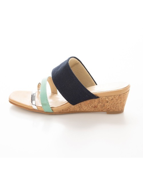 enchanted prima(エンチャンテッドプリマ)の「バイカラーストラップウエッジミュールサンダル(サンダル・レディース・ブルー/ブラックミックス/パイソン・LL/S/M/L)」の4枚目の写真
