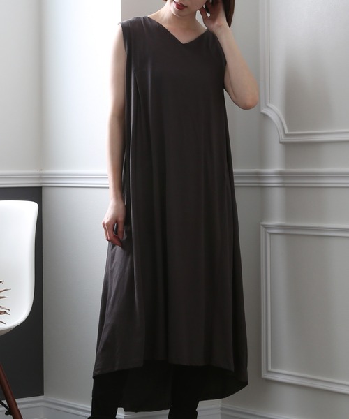 ElegChic(エレグシック)の「Aライン タック ワンピース(ワンピース・レディース・チャコールグレー/ブラック/モカ・4L/M/XL)」の17枚目の写真