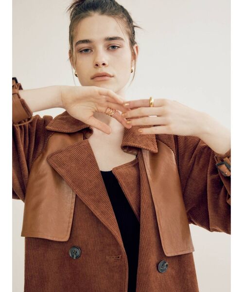 EVRIS（エヴリス）の「コーデュロイフェイクレザーコンビコート（トレンチコート・レディース・ブラック/ベージュ/ブラウン・FREE）」の14枚目の写真