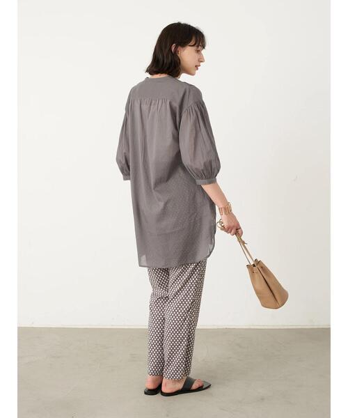 earth music&ecology（アースミュージックアンドエコロジー）の「ギャザーチュニック ＊（Tシャツ/カットソー・レディース・ホワイト系その他2/オレンジ/グレー/オフホワイト・FREE）」の21枚目の写真