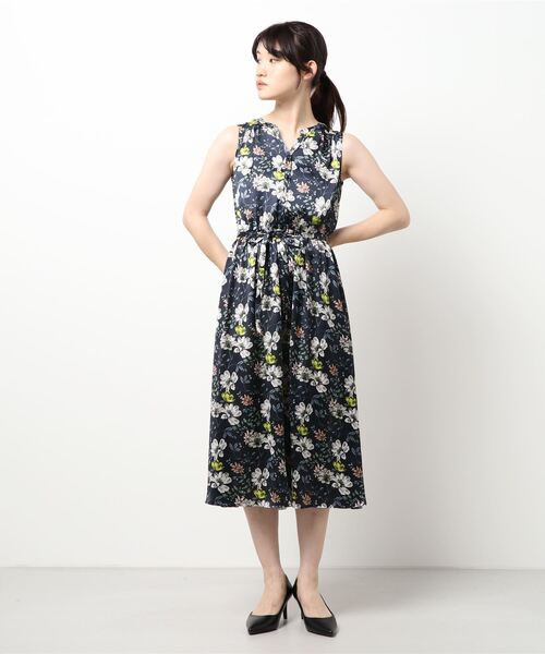 ANAYI（アナイ）の「フラワープリントロングワンピース（ワンピース