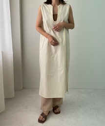 Uネックデザインベストワンピース