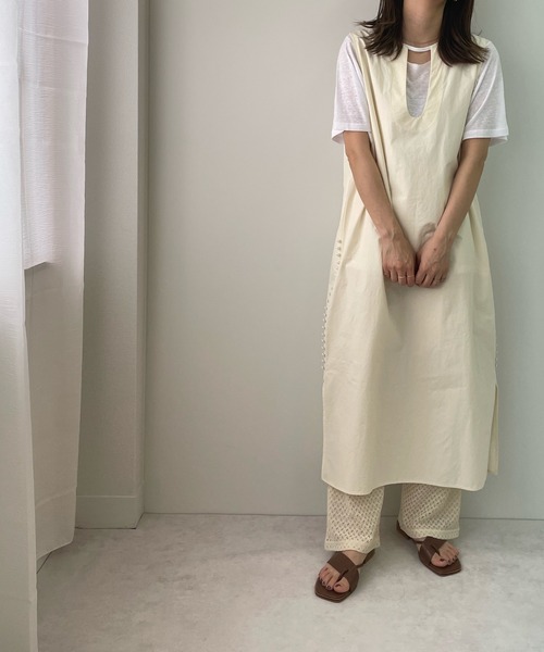 LE MORE(リモア)の「Uネックデザインベストワンピース(ワンピース・レディース・ベージュ/アイボリー・FREE)」の15枚目の写真