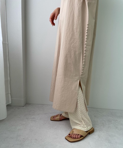 LE MORE(リモア)の「Uネックデザインベストワンピース(ワンピース・レディース・ベージュ/アイボリー・FREE)」の19枚目の写真