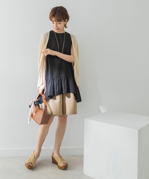 URBAN RESEARCH(アーバンリサーチ)の「オックスハーフパンツ(その他パンツ・レディース・ベージュ/ブラック・36/38)」の3枚目の写真