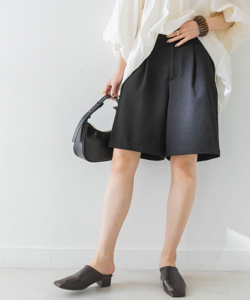 URBAN RESEARCH(アーバンリサーチ)の「オックスハーフパンツ(その他パンツ・レディース・ベージュ/ブラック・36/38)」の4枚目の写真