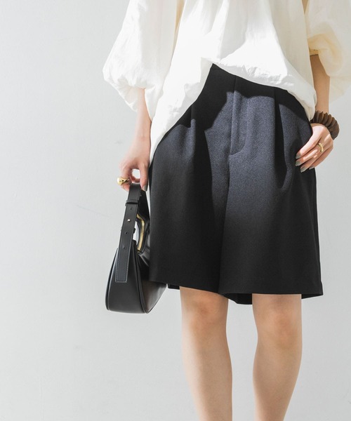 URBAN RESEARCH(アーバンリサーチ)の「オックスハーフパンツ(その他パンツ・レディース・ベージュ/ブラック・36/38)」の5枚目の写真