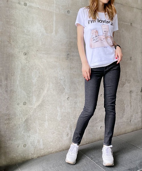 Desert　Rose（デザートローズ）の「【Praia/プライア】ストレッチスキニーデニム（デニムパンツ・レディース・ブラック・MEDIUM/SMALL）」の11枚目の写真