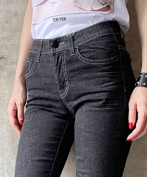 Desert　Rose（デザートローズ）の「【Praia/プライア】ストレッチスキニーデニム（デニムパンツ・レディース・ブラック・MEDIUM/SMALL）」の4枚目の写真