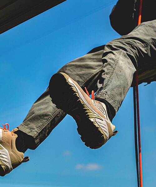 Mammut（マムート）の「＜MAMMUT（マムート） × hobo（ホーボー）＞ S/Low GTX/スニーカー（スニーカー・メンズ・ベージュ・8/10/9/7/7h/8h/9h/10h/6h）」の3枚目の写真