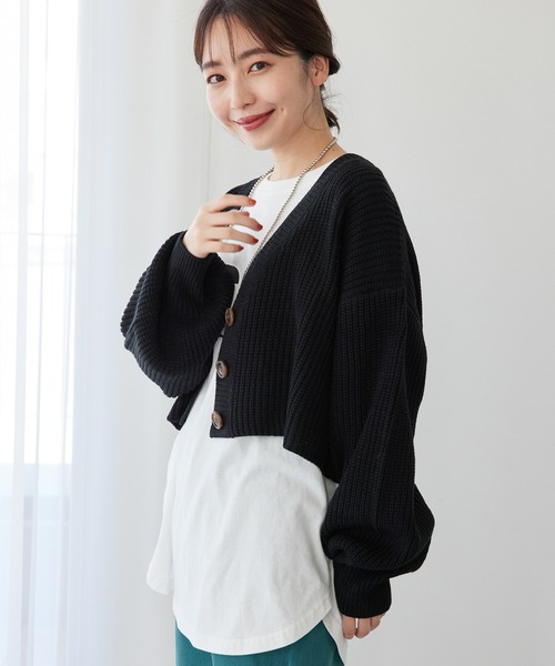 vis-`a-vis（ビサビ）の「【WEB限定】着回し力抜群ショート丈ボリュームスリーブカーディガン（カーディガン/ボレロ・レディース・ブラック/ベージュ/ピンク系その他2・FREE）」の2枚目の写真
