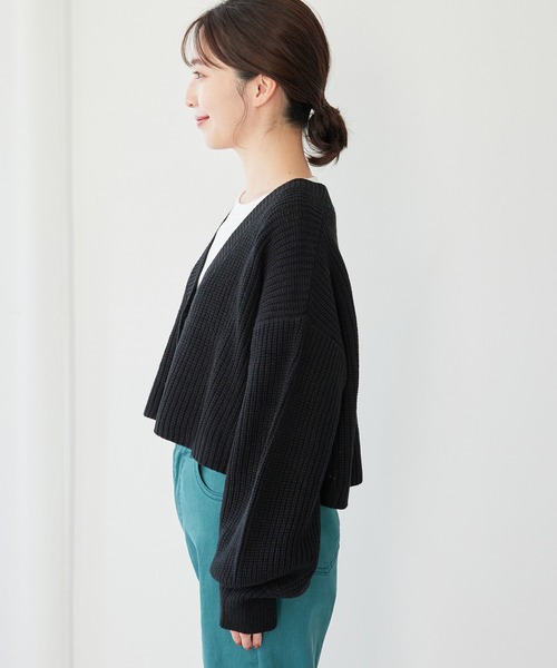 vis-`a-vis（ビサビ）の「【WEB限定】着回し力抜群ショート丈ボリュームスリーブカーディガン（カーディガン/ボレロ・レディース・ブラック/ベージュ/ピンク系その他2・FREE）」の14枚目の写真