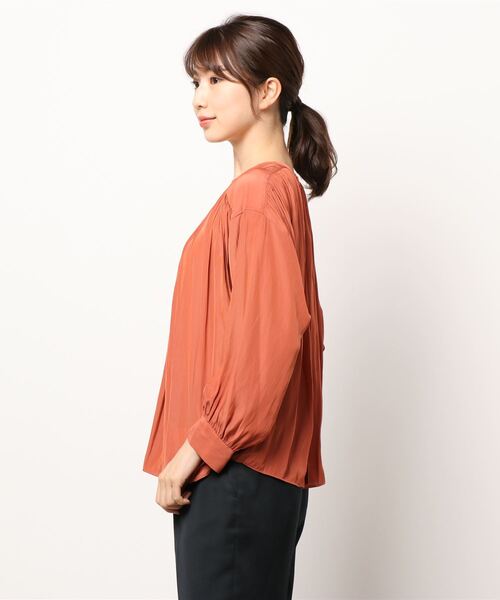 malla（マーラ）の「malla マーラ 割繊2wayギャザーブラウス（シャツ/ブラウス・レディース・アイボリー/ブラック/オレンジ・FREE）」の11枚目の写真